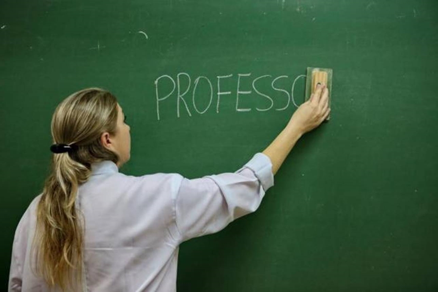 DESMOTIVADOS: Oito em cada dez professores já pensaram em desistir da carreira
